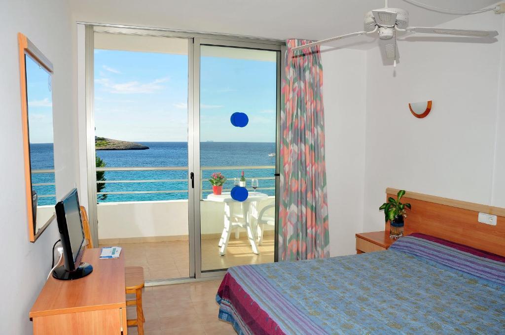 S'Arenal Apartments Portinatx Exterior foto